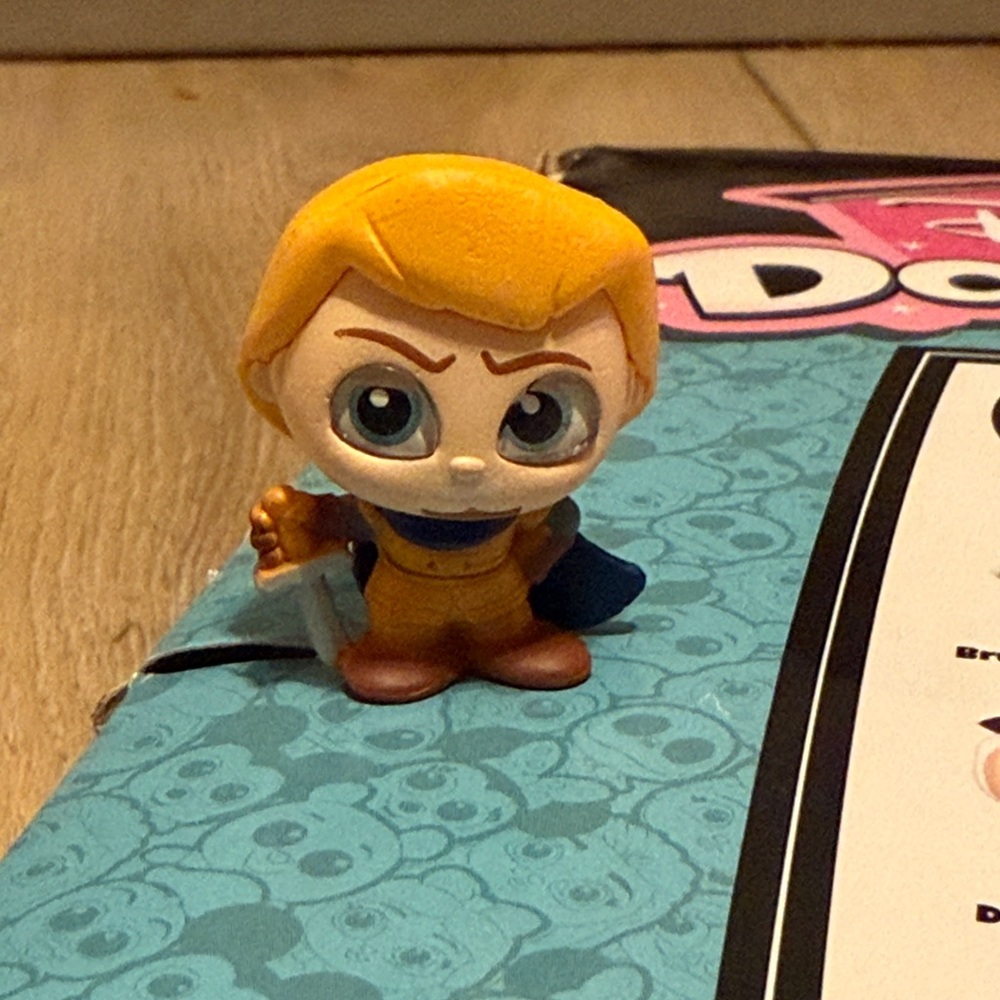 Disney Doorables series 12 Phoebus